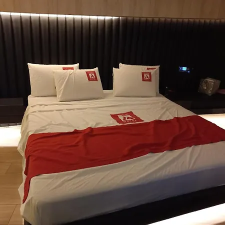 Club Guest house